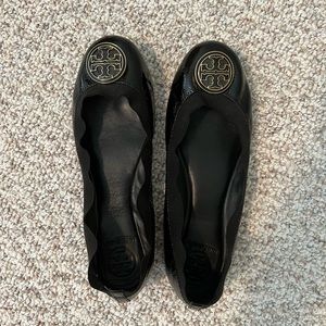 Tory Burch Black Ballet Flats size 9